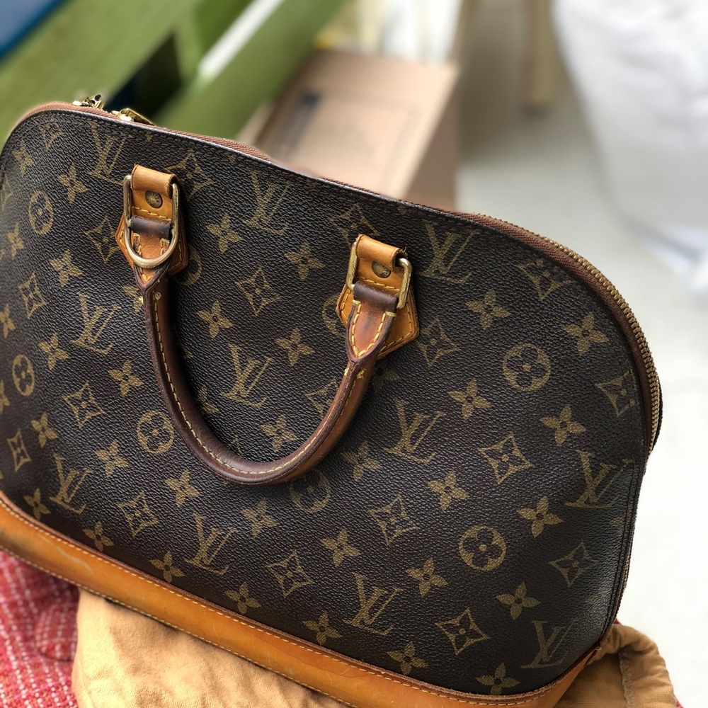 Louis Vuitton Alma